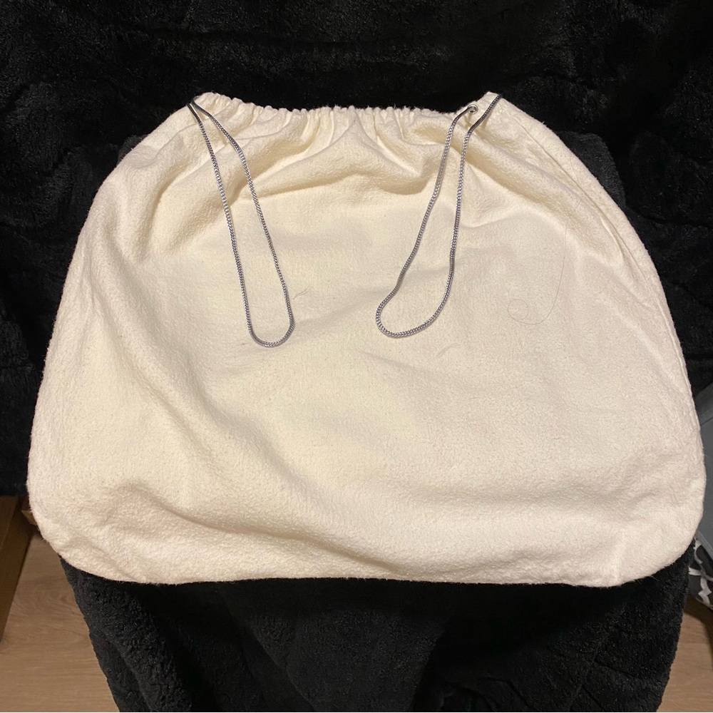 2 GUCCI VINTAGE dust bags/ drawstring 14X14” - Picture 3 of 8